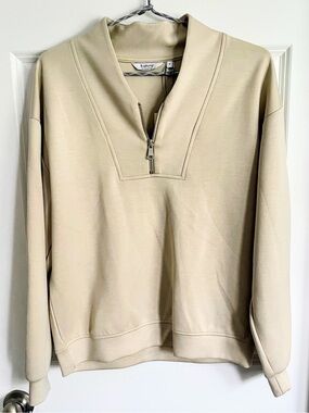 B.Young Women's Half-Zip Collared Sweatshirt